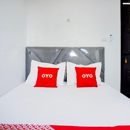 Capital O 94254 Dental Inn باندا أسيه المظهر الخارجي الصورة
