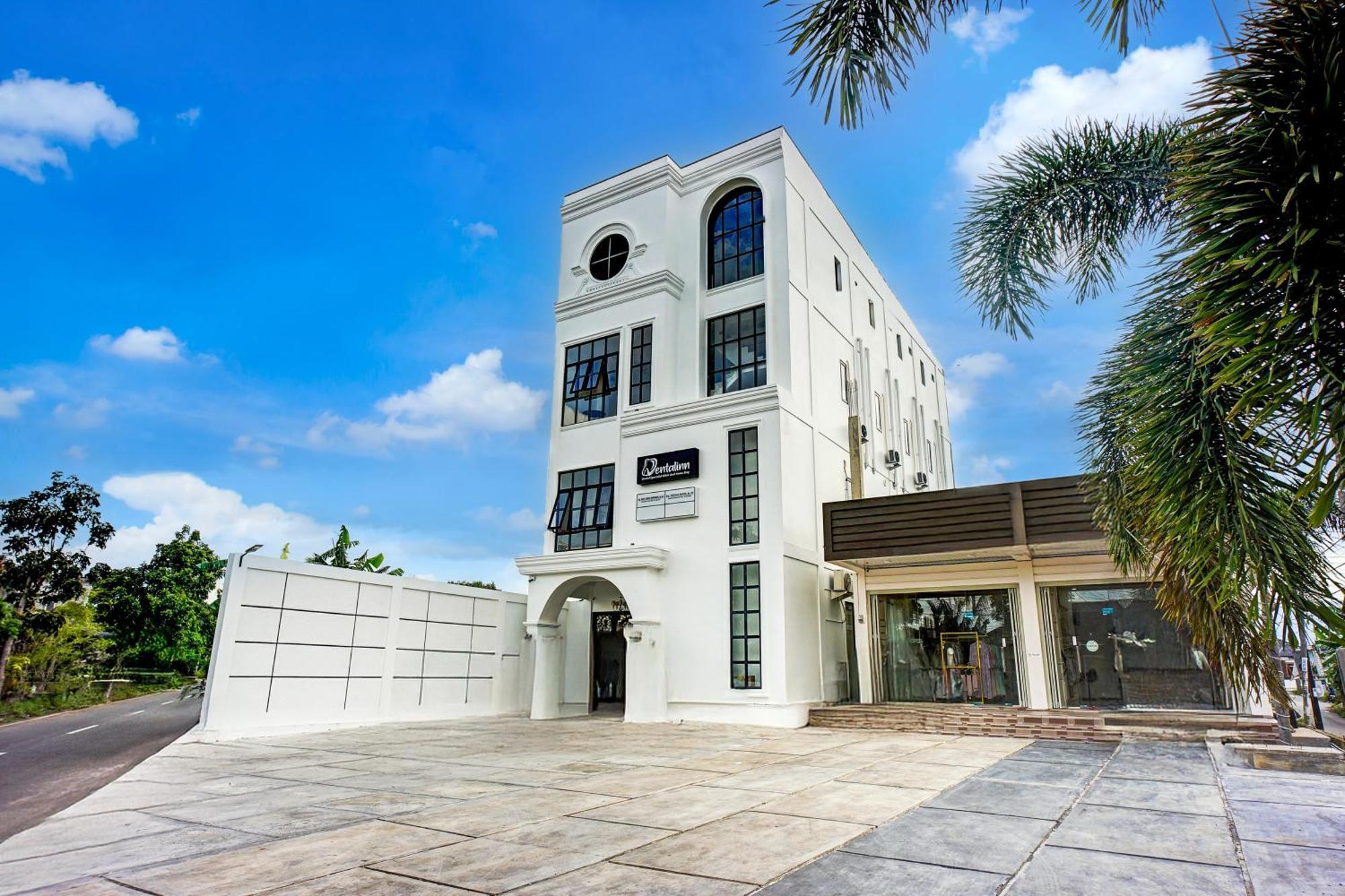 Capital O 94254 Dental Inn باندا أسيه المظهر الخارجي الصورة