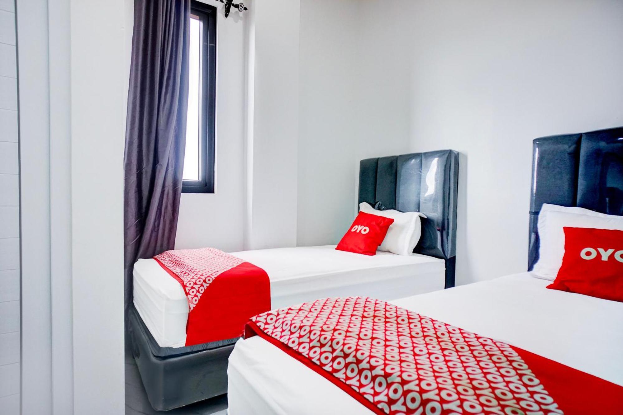 Capital O 94254 Dental Inn باندا أسيه المظهر الخارجي الصورة